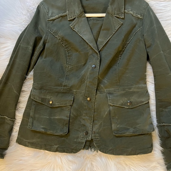 BN Free People Distressed Ruffle Jacket M - Picture 8 of 14